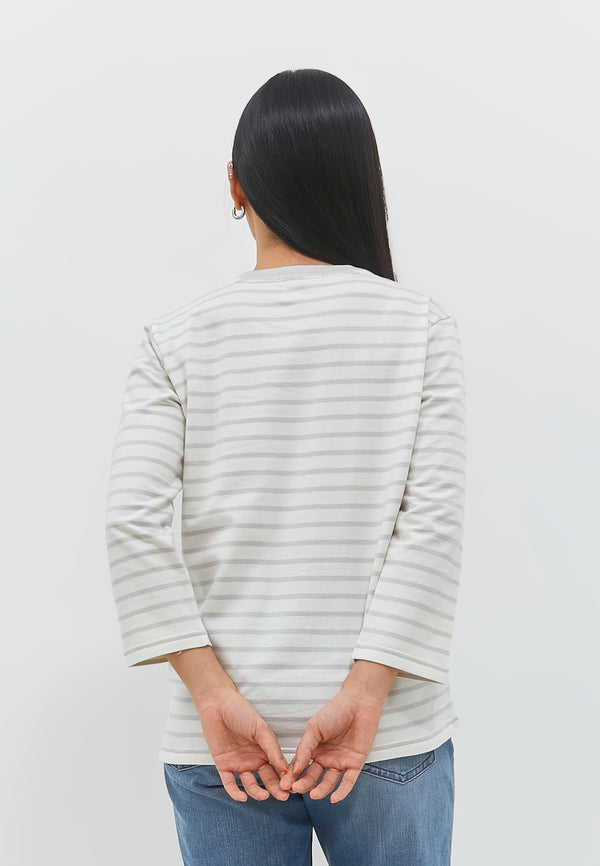 Haerin White T-Shirt | G.73105