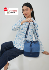 Aruna Dark Blue Wash Bag | G.068