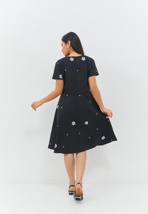 Gracella Flower Black Dress | G.43142
